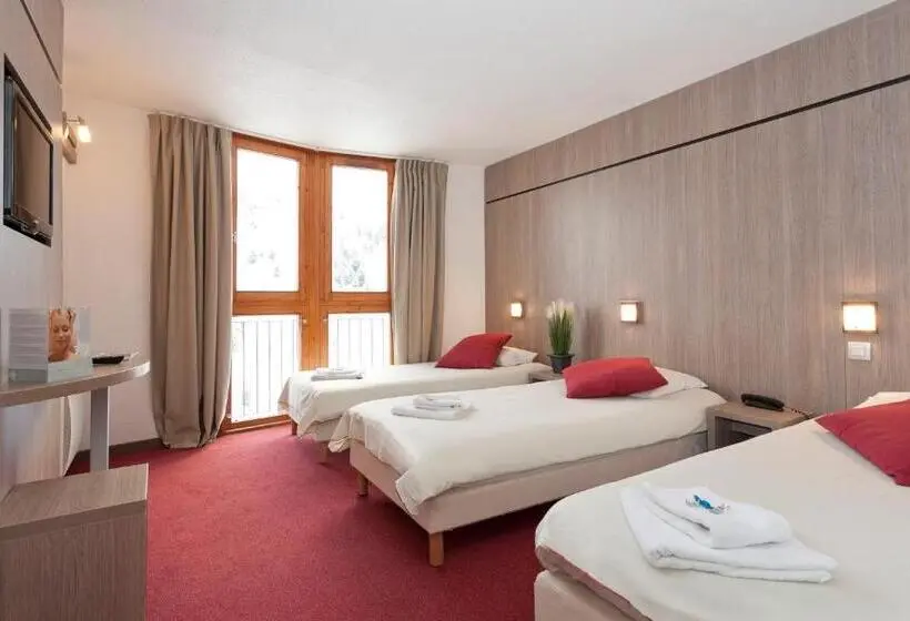 Standard Kolmen Hengen Huone, Hôtel Club Mmv Les Mélèzes
