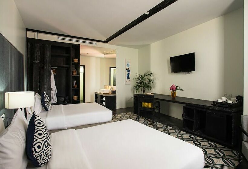 اتاق لوکس, Monthara Angkor Residence