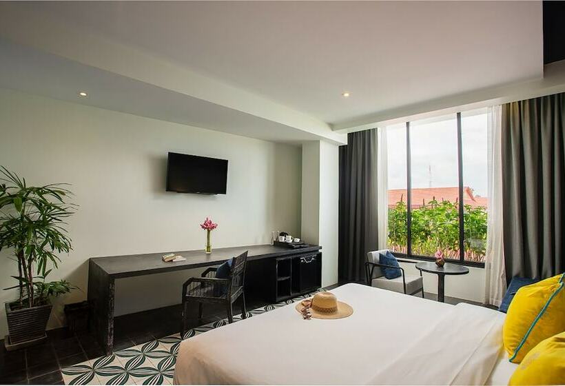 اتاق لوکس, Monthara Angkor Residence