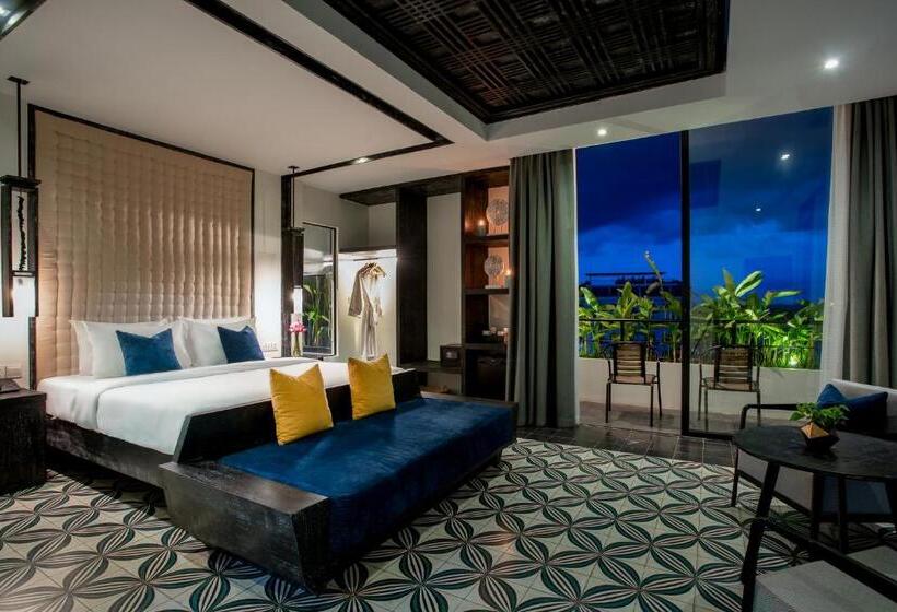 سوئیت با بالکن, Monthara Angkor Residence