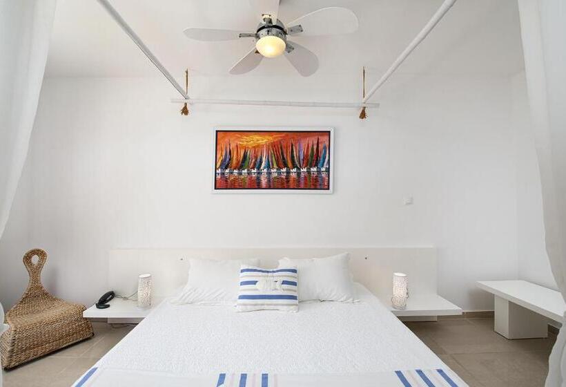 Pokój Deluxe, Port Alacati