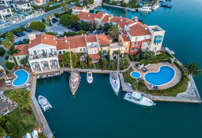 Студия Стандарт Вид на Море, Port Alacati