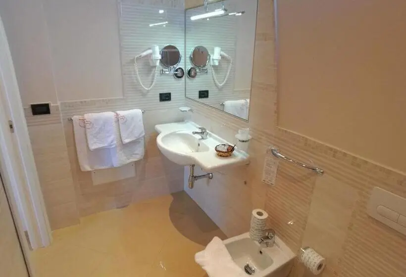 سوییت جونیور با بالکن, Residence Piccolo
