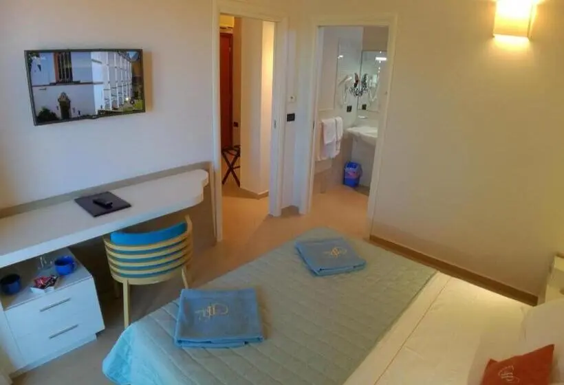 سوییت جونیور با بالکن, Residence Piccolo