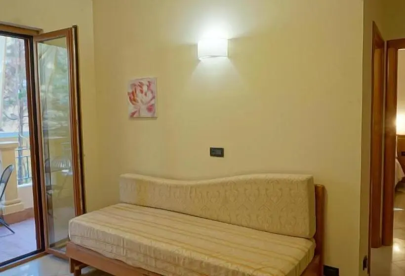 اتاق خانوادگی, Residence Piccolo