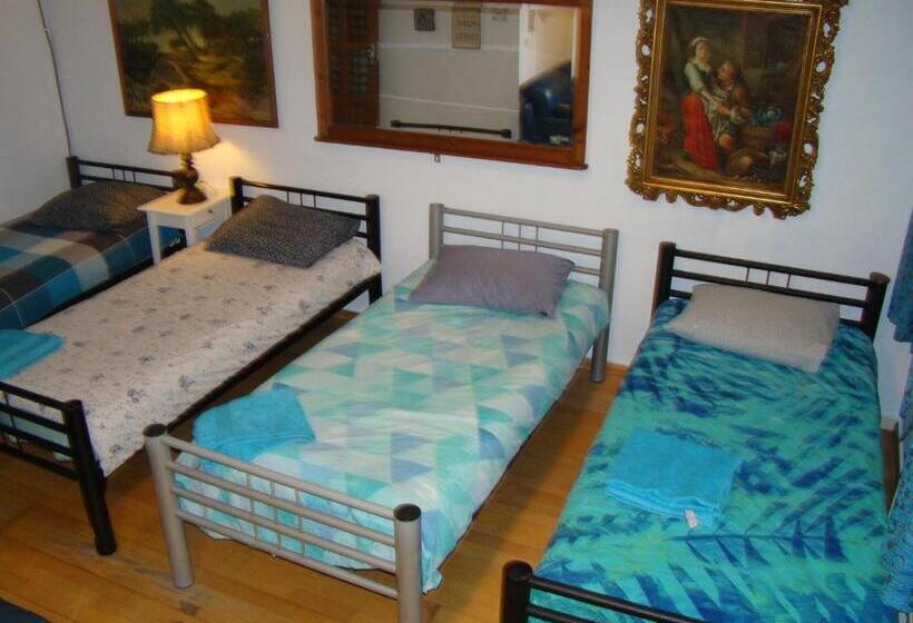 اتاق استاندارد چهار تخته, Amsterhouse B&b