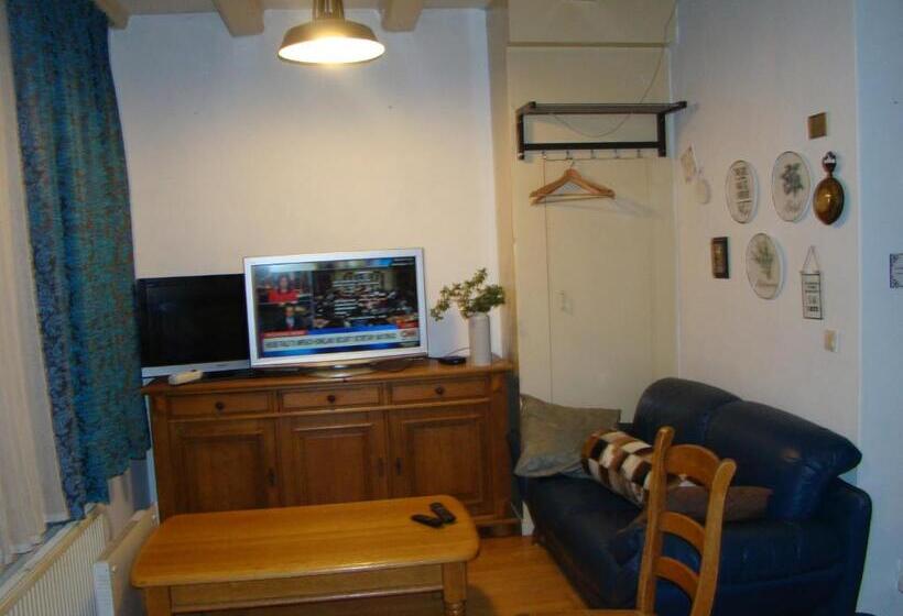 اتاق استاندارد چهار تخته, Amsterhouse B&b