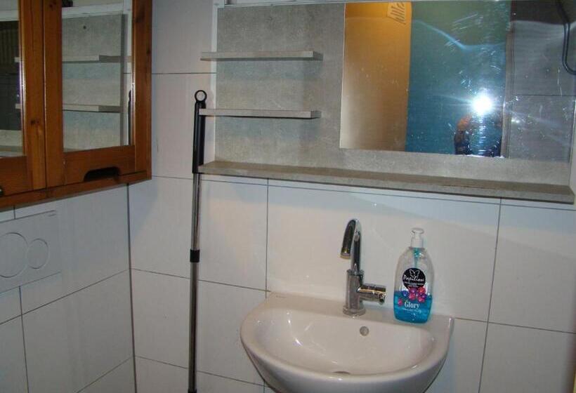 Quarto Quádruplo Estandar, Amsterhouse B&b
