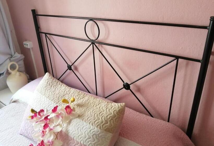 一楼标准间, H Juan