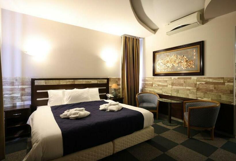 اتاق استاندارد یک نفره, Beauty Inn