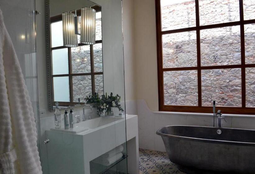 高级套房, Casa Blanca 7