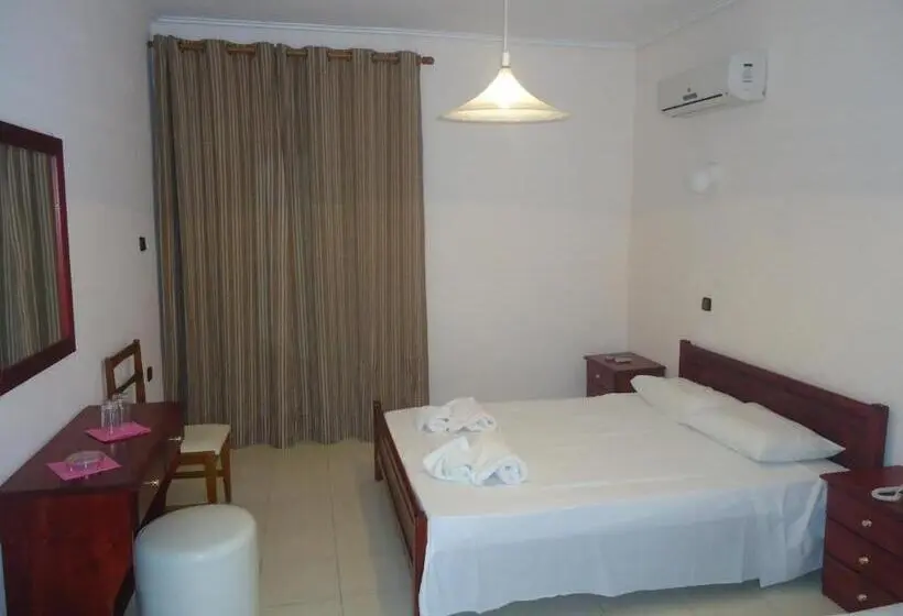 Standard-huone, Francisco