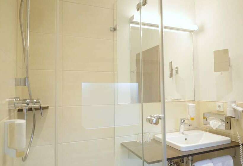 标准单人间, Gasthof Vossbur