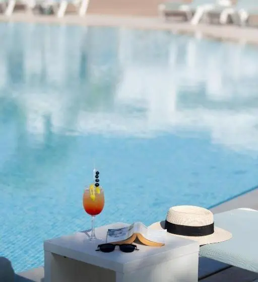 デラックスルーム, Lixus Beach Resort All In