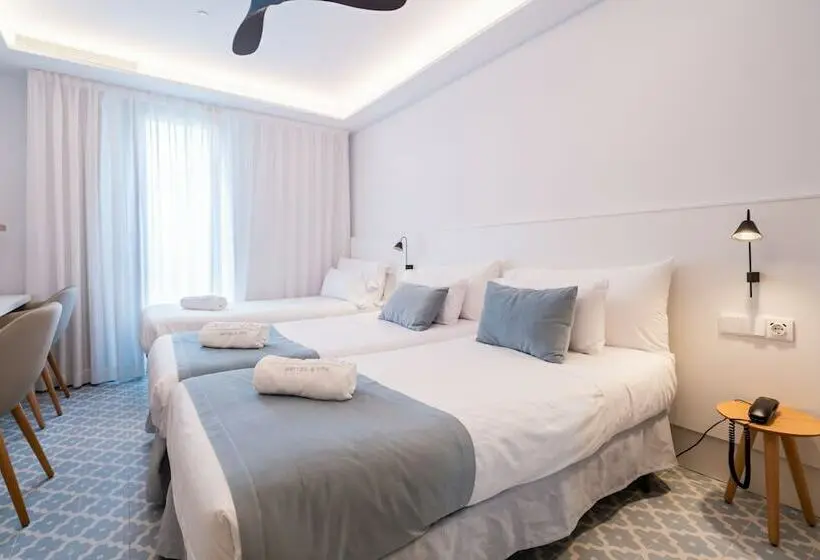バルコニー付きスーペリアルーム, Neptuno Hotel & Spa 4 Sup