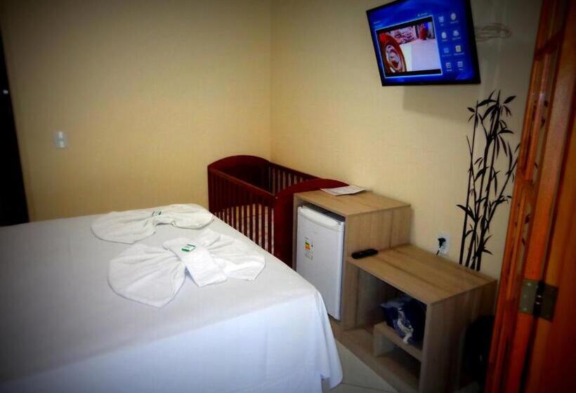 Comfort room with balcony, Pousada Bezerra