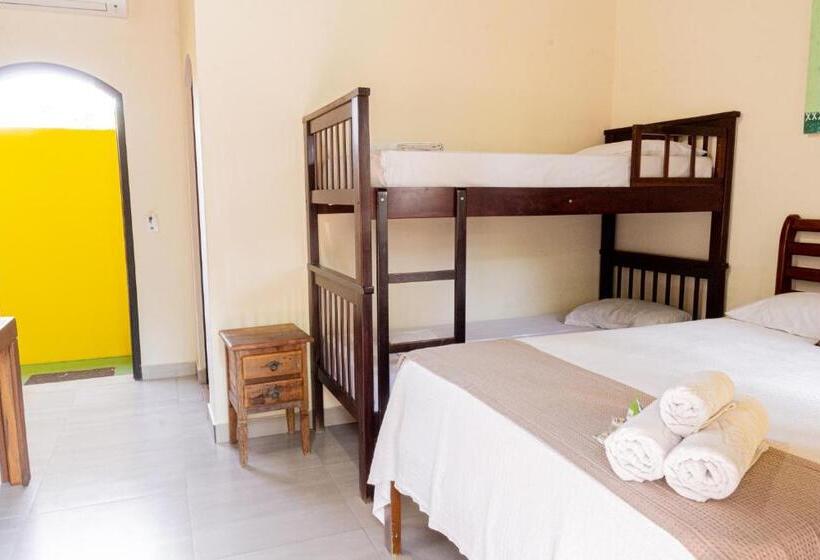 חדר סופריור עם מרפסת, Pousada Bezerra