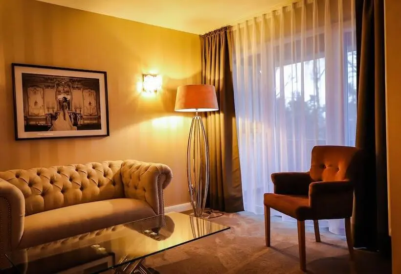 ジュニアスイート, Waldhotel Luise