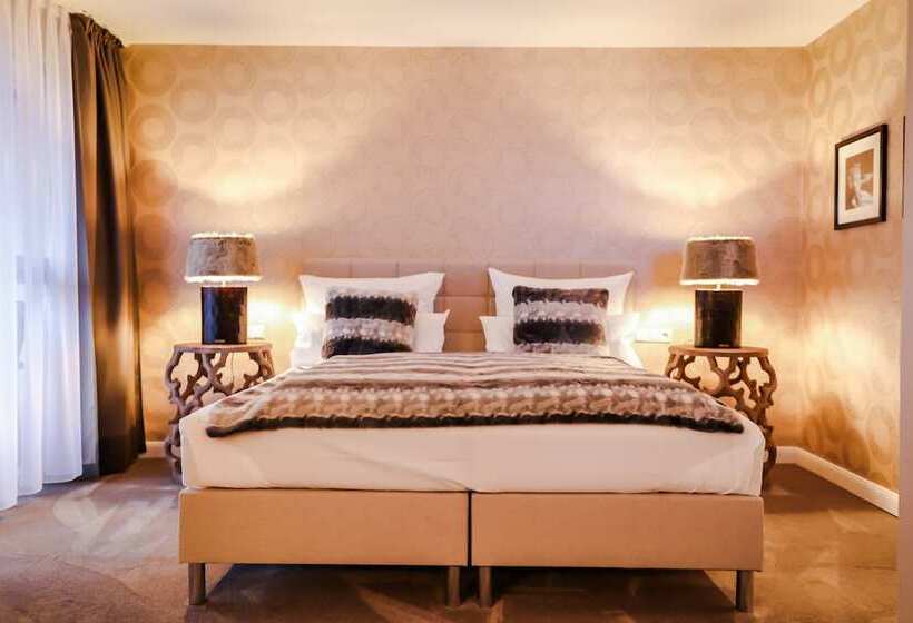 Полулюкс, Waldhotel Luise