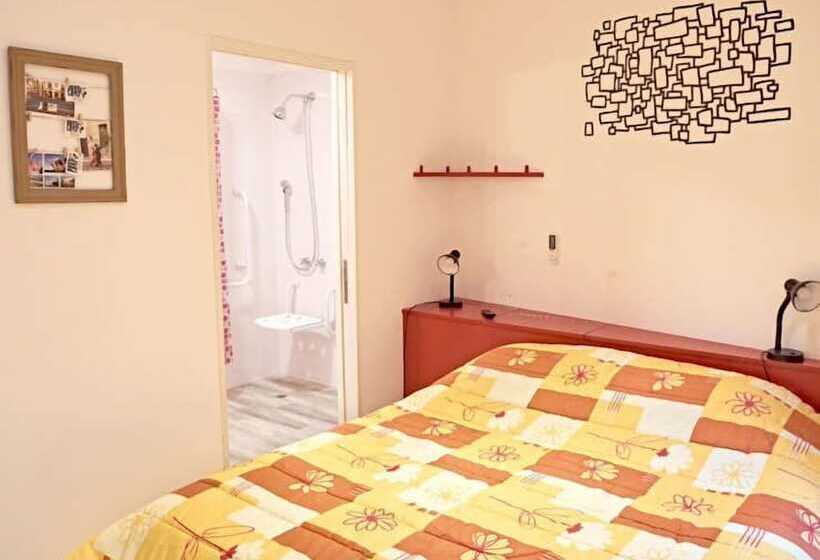 اتاق استاندارد, Malevo Murana Hostel