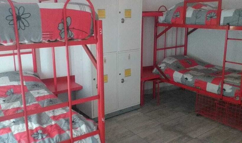 تختخواب در اتاق مشترک, Malevo Murana Hostel