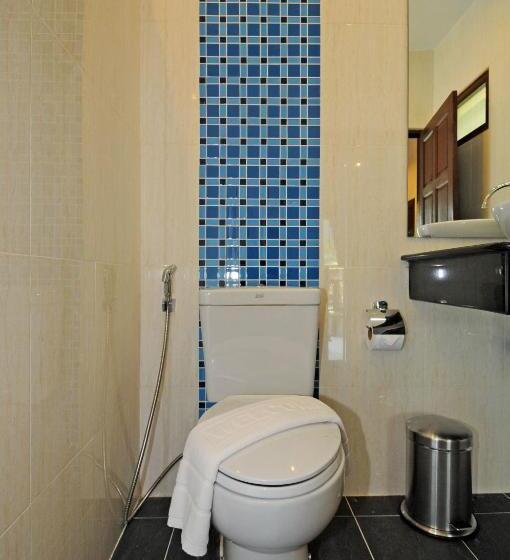 패밀리 방갈로, Phatcharee Resort