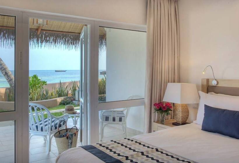 اتاق استاندارد با چشمانداز دریا, Hemingways Watamu