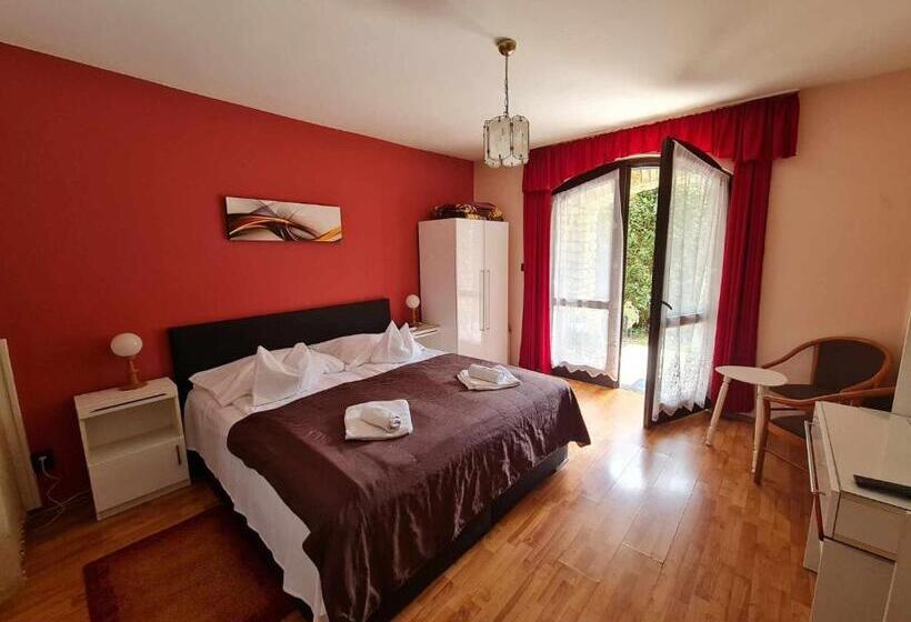 Студио Стандарт с Террасой, Steinhaus Bed & Breakfast