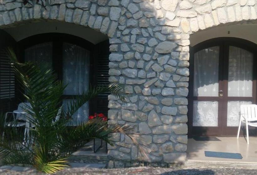 Студио Стандарт с Террасой, Steinhaus Bed & Breakfast