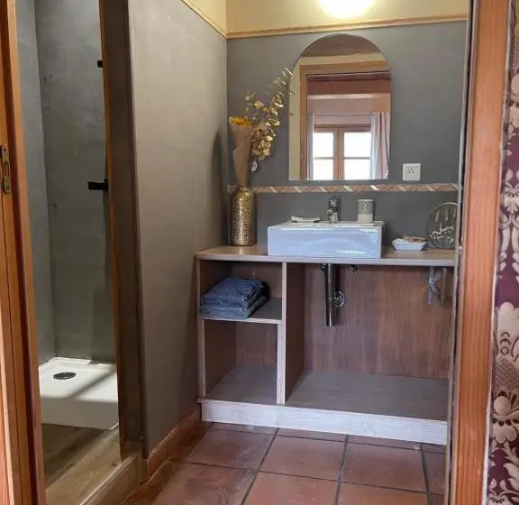 スタンダードルーム, Chambres D Hôtes Barraconu