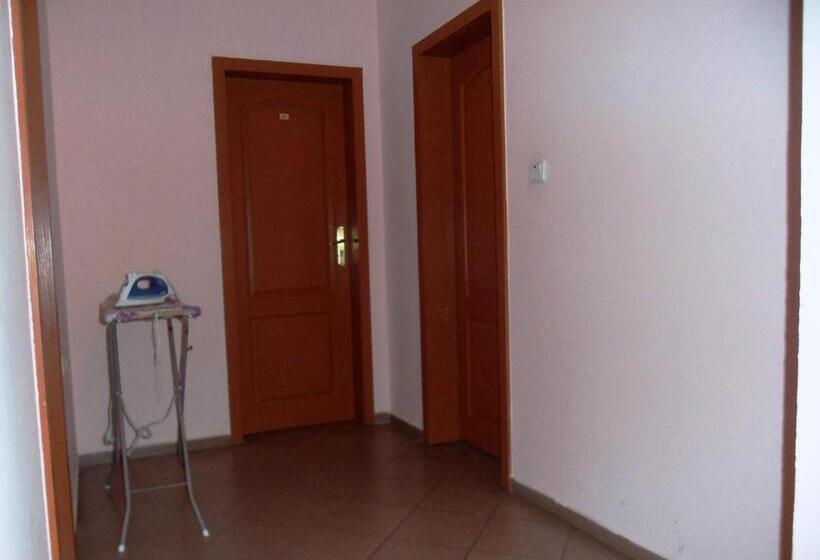 غرفة ديلوكس مزودة بشرفة, Arkadia Guest House