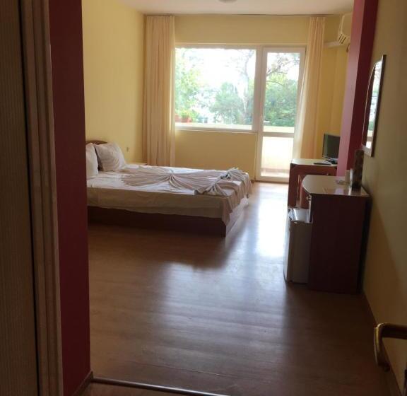 발코니 디럭스 룸, Arkadia Guest House