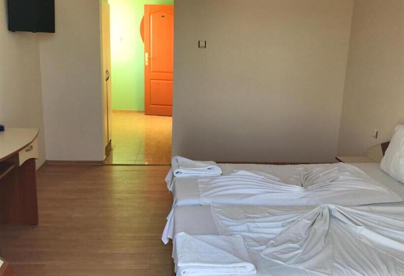 패밀리 룸 바다 전망, Arkadia Guest House