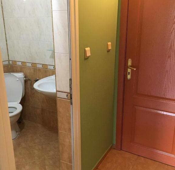 غرفة عائلية مطلّة علي البحر, Arkadia Guest House