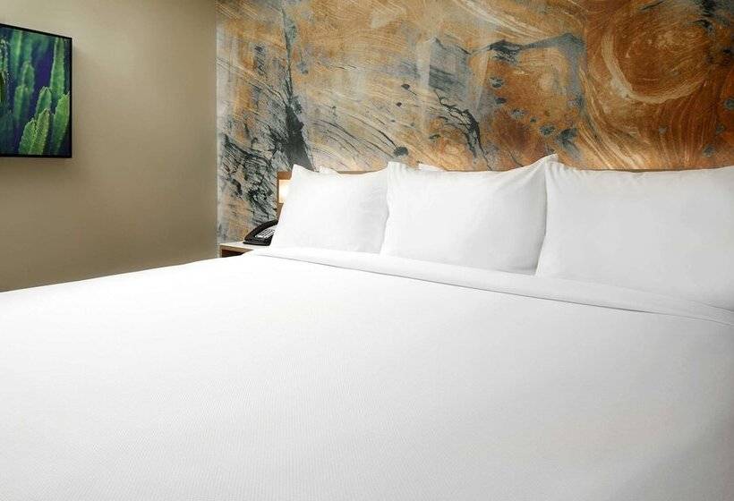 סוויטה מותאמת לאדם עם מוגבלויות, Cambria Hotel Phoenix Chandler   Fashion Center