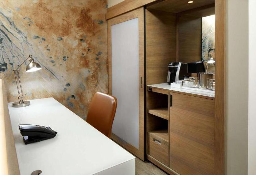 חדר סטנדרט עם מיטת קינג, Cambria Hotel Phoenix Chandler   Fashion Center