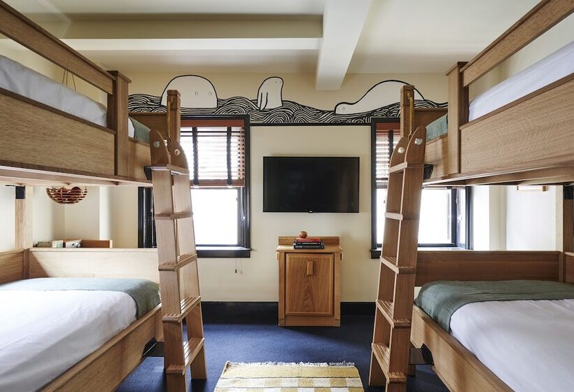 四人标准间, Freehand New York