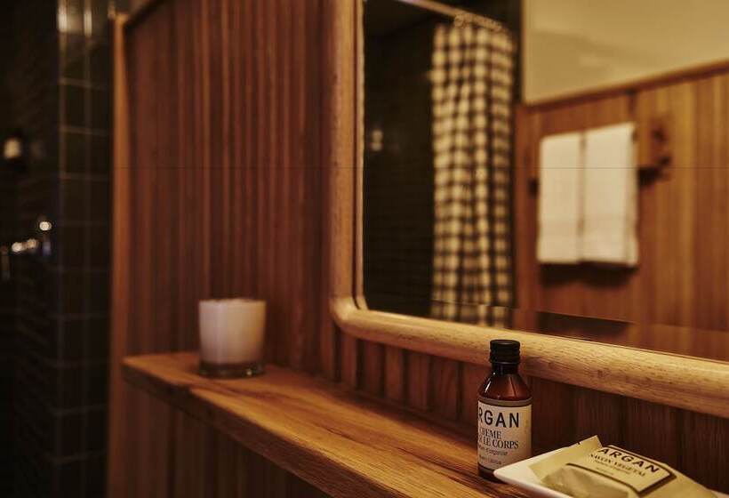 带大床的豪华间, Freehand New York