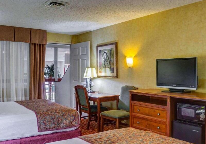 غرفة قياسية لذوى الاحتياجات الخاصة, Hilton Garden Inn Frankfurt City Centre