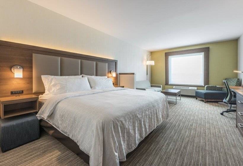 جناح, Holiday Inn Express & Suites Moncton, An Ihg