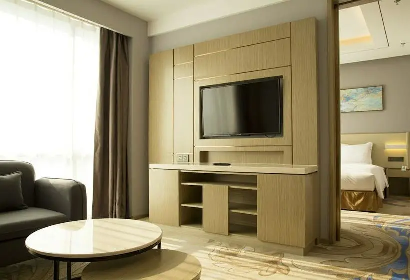 スイート, Holiday Inn Express Anshan Downtown, An Ihg