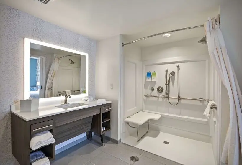身障者適用スイートルーム, Home2 Suites By Hilton Perrysburg Levis Commons Toledo