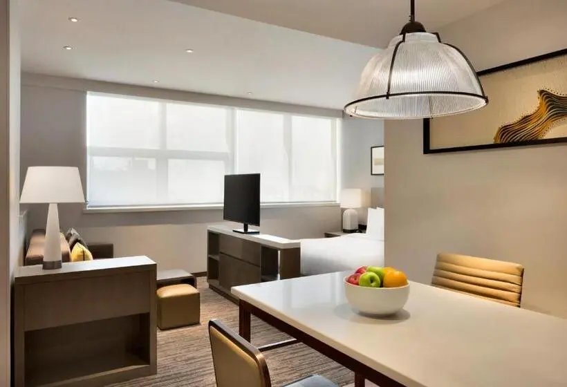キングサイドベッドのスタンダードワンルーム, Hyatt House Yinchuan Yuecaicheng
