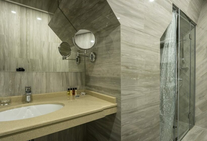 Cameră Standard, Marlin