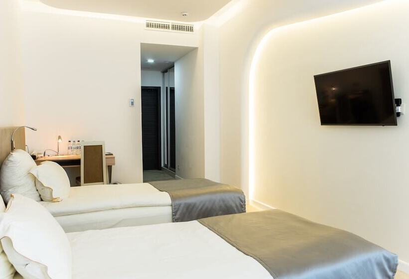 Cameră Superioară, Marlin