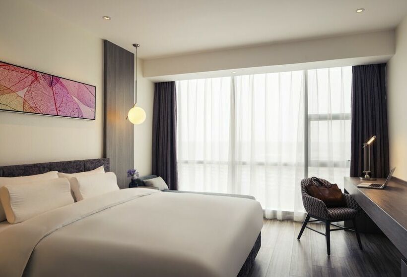 Superior Oda, Mercure Shanghai Hongqiao South