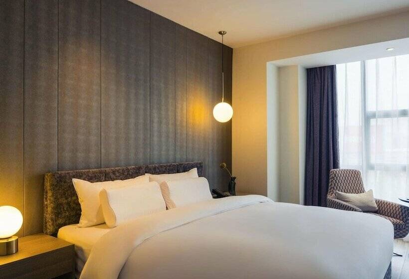 Delüks Oda, Mercure Shanghai Hongqiao South