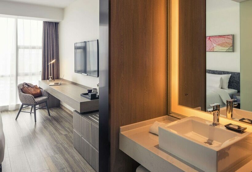 Superior Oda, Mercure Shanghai Hongqiao South