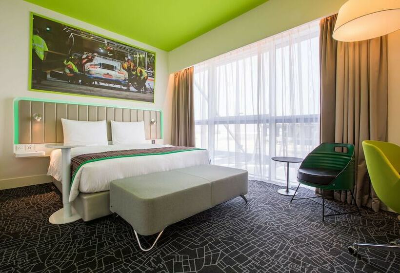 小型套房, Park Inn By Radisson Dubai Motor City
