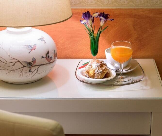 اتاق اکونومی, Residenza Conte Di Cavour & Rooftop